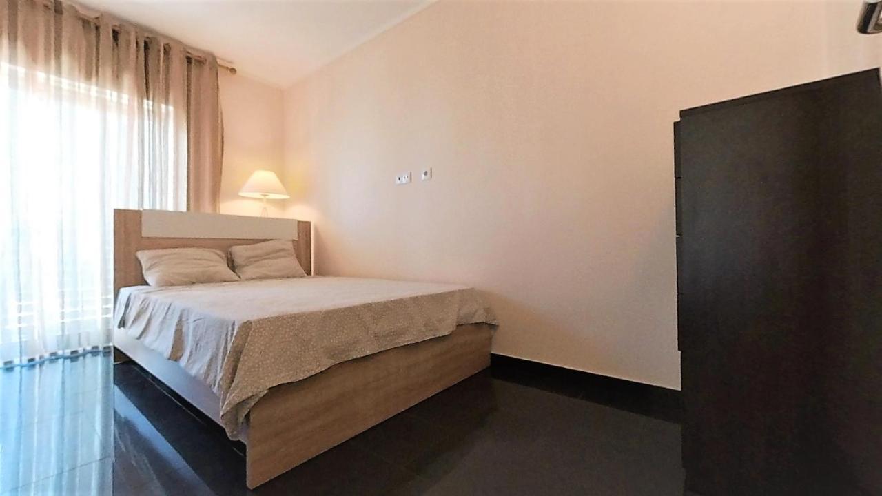 Apartamentos Turisticos Rocha Tower 13C Портиман Экстерьер фото